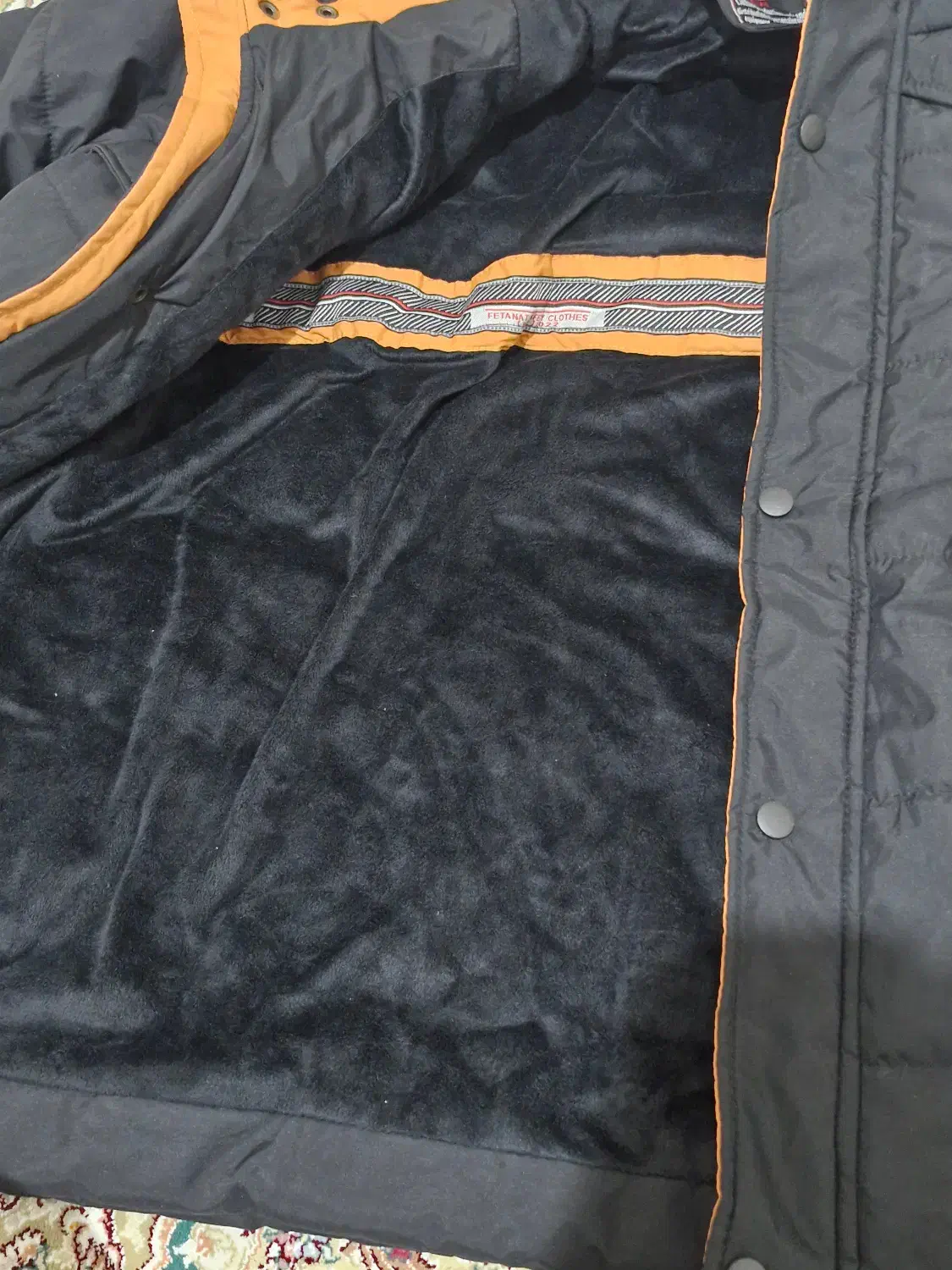 کاپشن|لباس|پیرانشهر, |دیوار