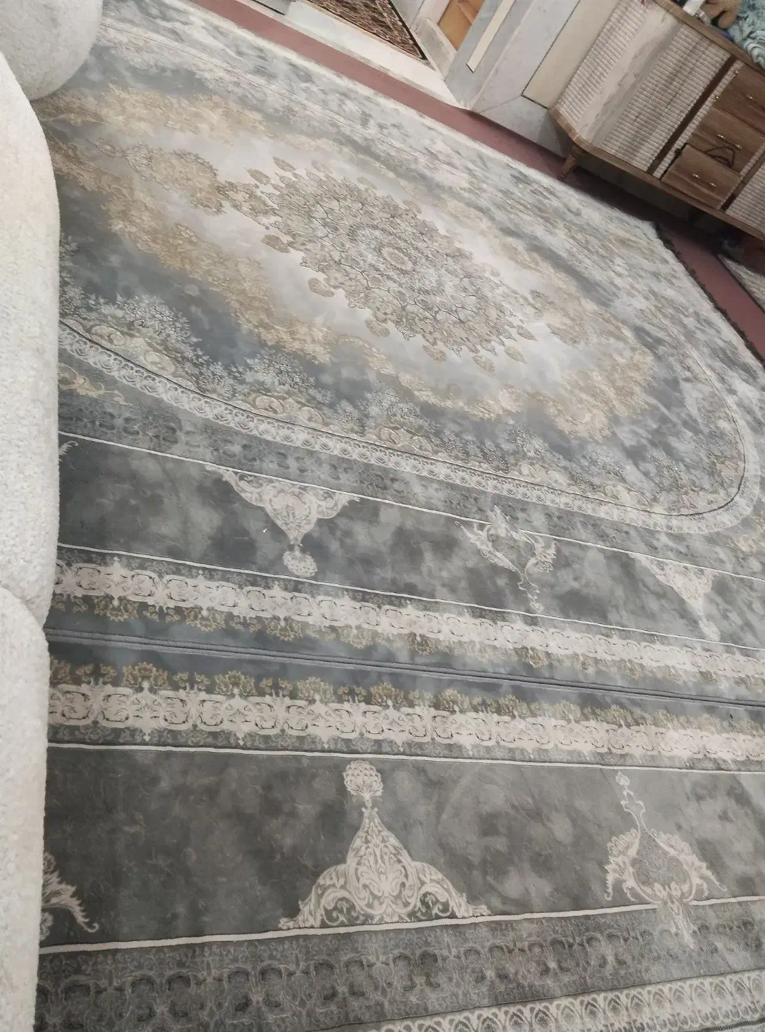 یک جفت فرش 1200شانه در منزل بفروش می‌رسد زیر قیمت|فرش|اصفهان, لیمجیر|دیوار