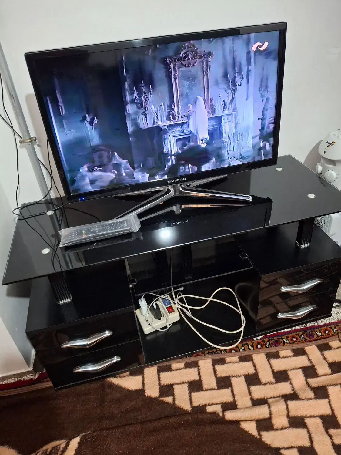 تلویزیون lED ایکس ویژن|تلویزیون و پروژکتور|تبریز, |دیوار