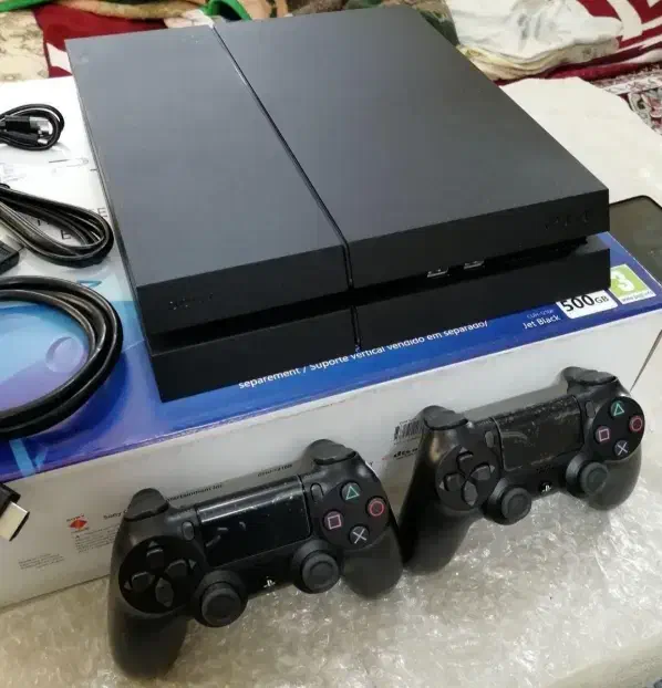 پی اس فور ps4 کپیخور   2 ترا حافظه  دو دسته با کیف|کنسول، بازی ویدئویی و آنلاین|مشهد, سناباد|دیوار