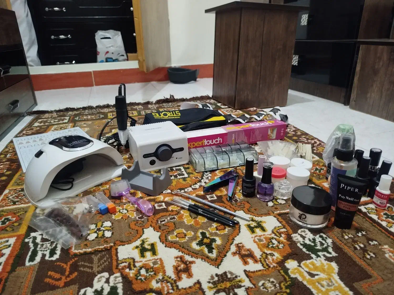 وسایل کاشت ناخن نو|آرایشی، بهداشتی، درمانی|قرچک, پارس سرام|دیوار