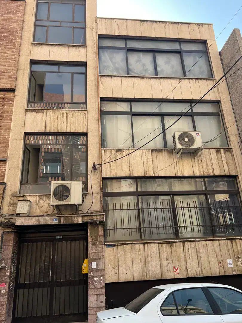 میرعماد ۲۸۰ متر کلنگی بر ۸ گذر ۱۰ ملک جنوبی ۳طبقه|فروش زمین و ملک کلنگی|تهران, عباسآباد|دیوار