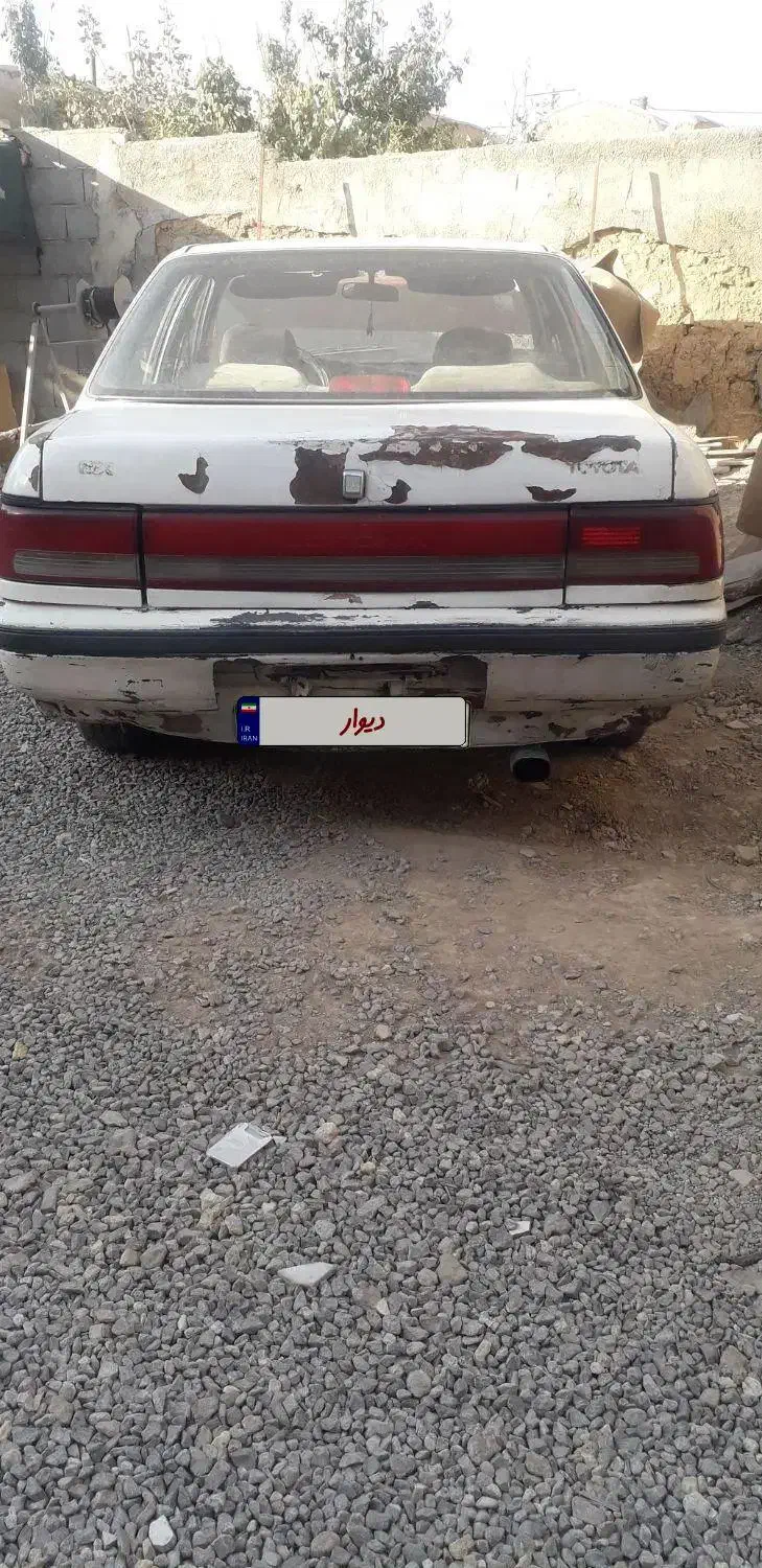 تویوتا کرونا مدل ۱۹۹۲|خودرو سواری و وانت|شهرضا, |دیوار