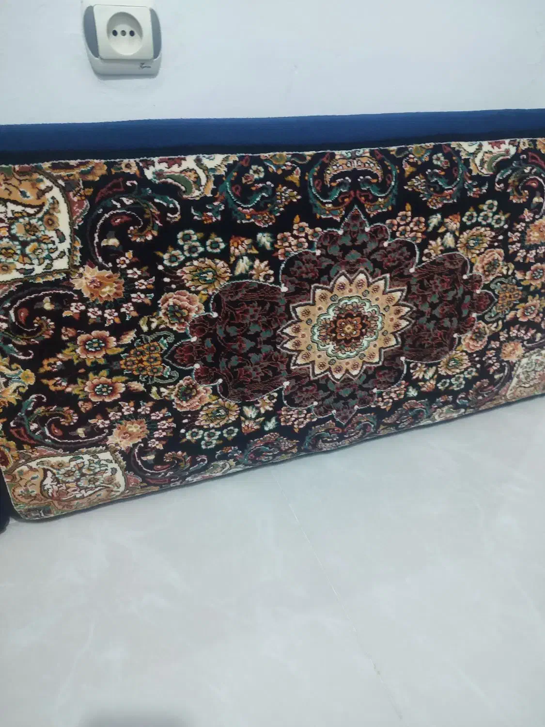 پشتی|پشتی|ملارد, |دیوار