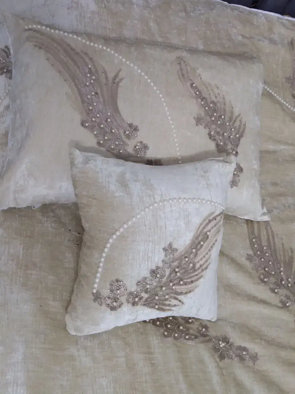 روتختی مروارید دوری وشیک|رختخواب، بالش، پتو|تربت جام, نظامی|دیوار