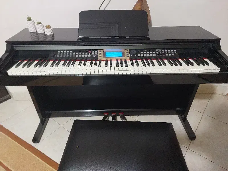 پیانو|پیانو، کیبورد، آکاردئون|ارومیه, |دیوار