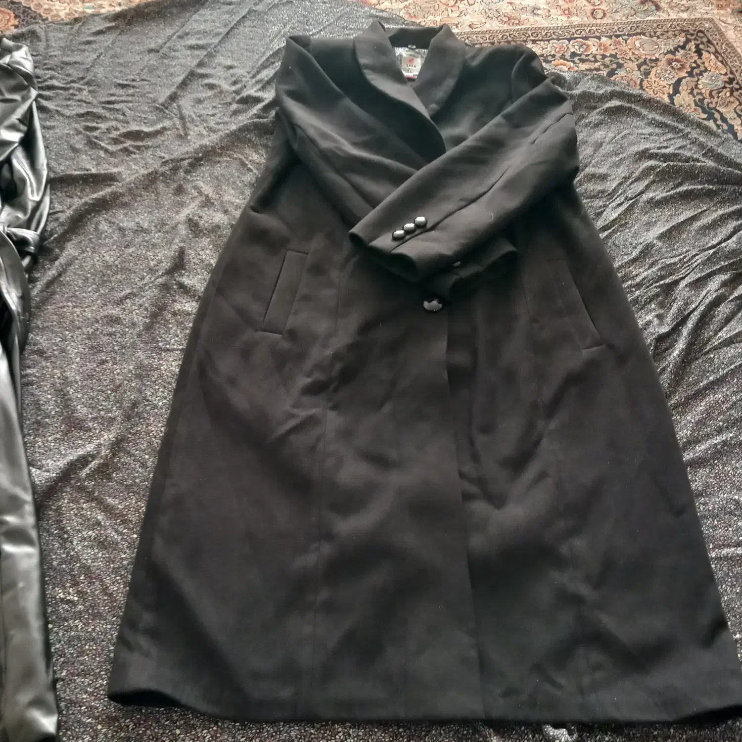 لباس|لباس|نجفآباد, امیرآباد|دیوار