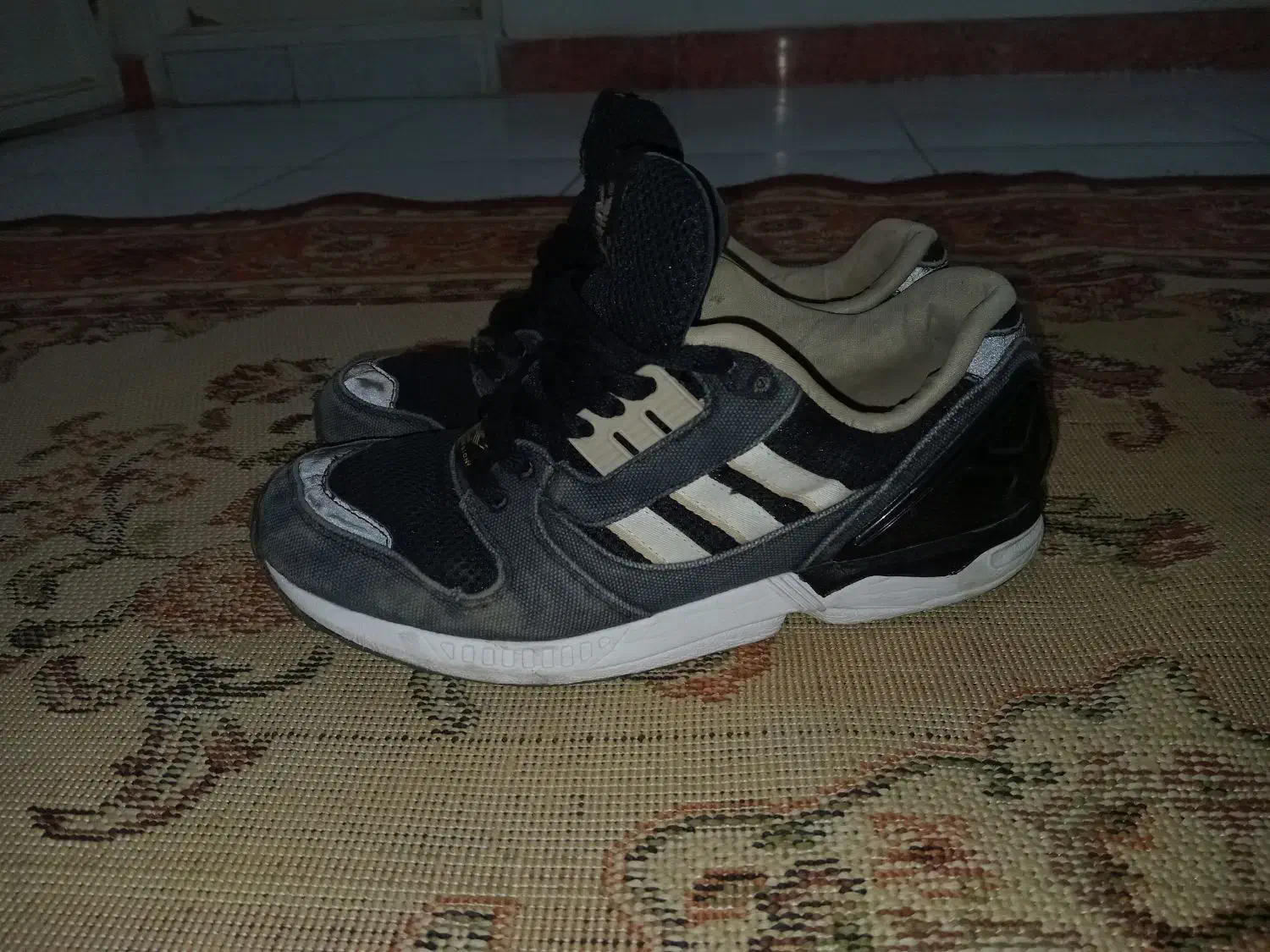 zx برزنتی سالم جهت معاوضه|کیف، کفش، کمربند|کهریزک, |دیوار