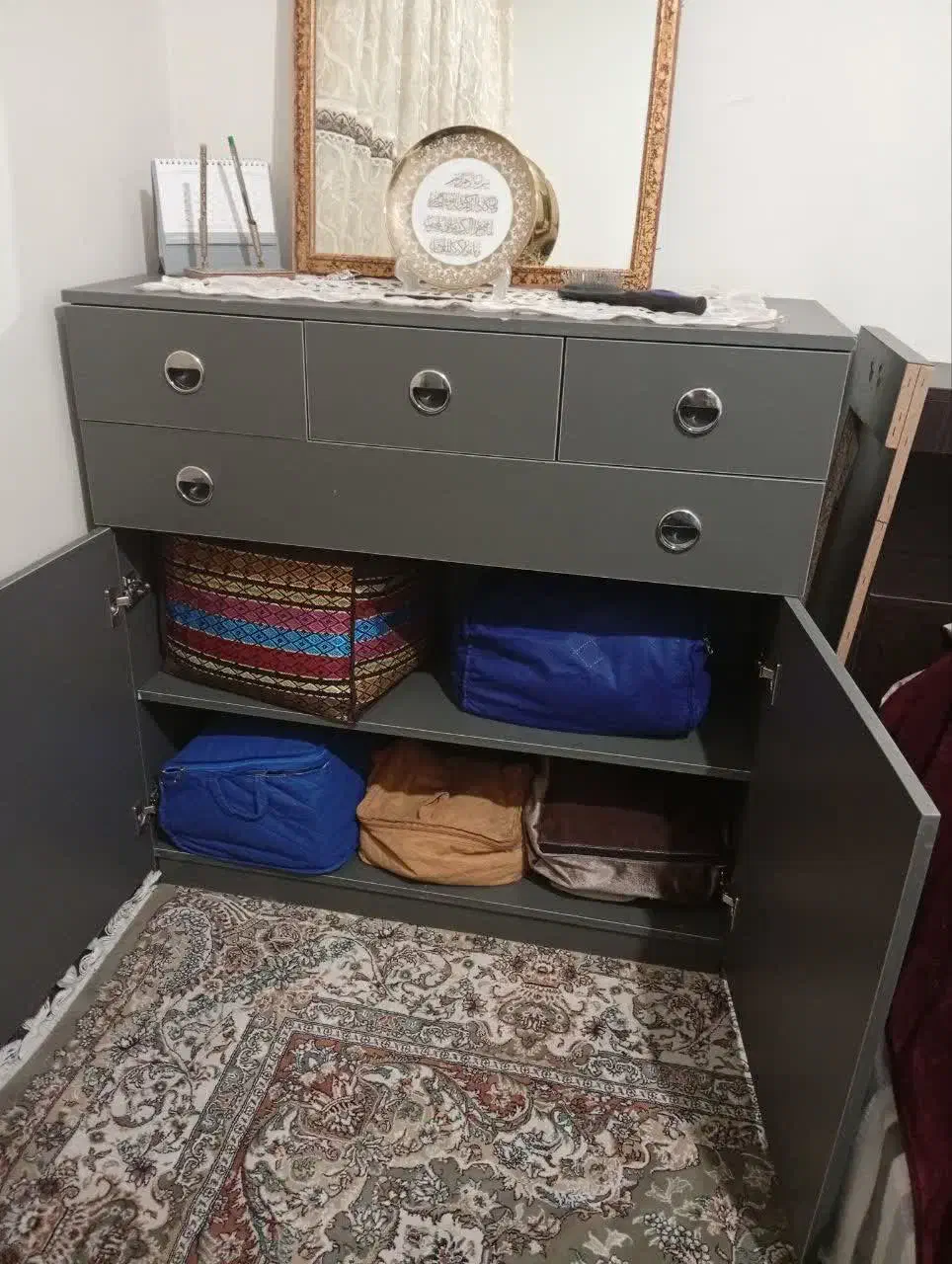 تخت دونفره در حد نو|تخت و سرویس خواب|پردیس, فاز ۲|دیوار