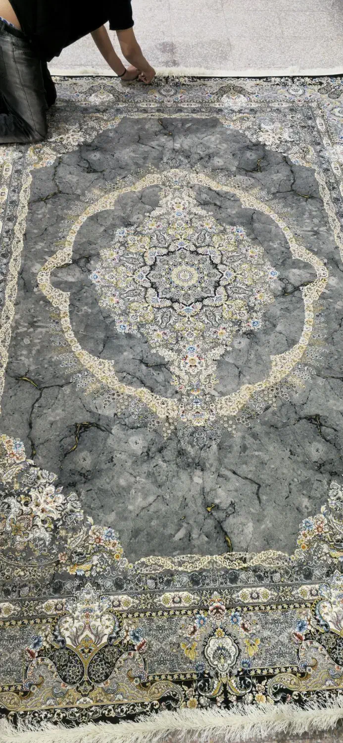 دو تخته فرش ۹متری ۱۲۰۰شانه زیرفی|فرش|شیراز, شهرک گلها|دیوار