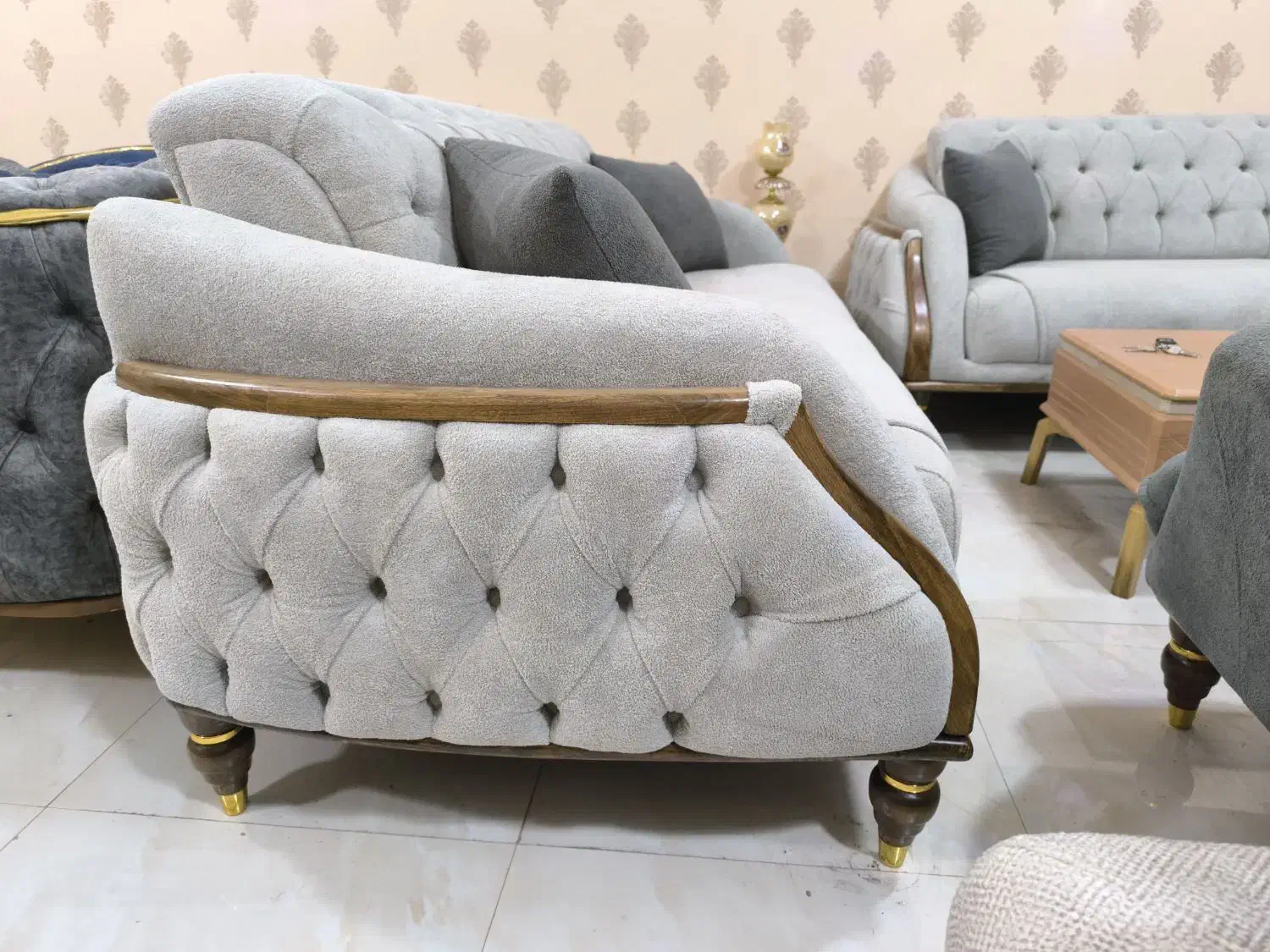 مدل لیندو شرکتی (نقد واقساط)|مبلمان خانگی و میز عسلی|اهواز, پاستوریزه|دیوار