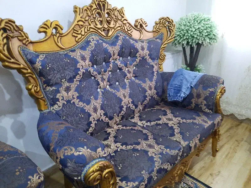 مبل ۷ نفره سلطنتی|مبلمان خانگی و میز عسلی|آستانه اشرفیه, |دیوار