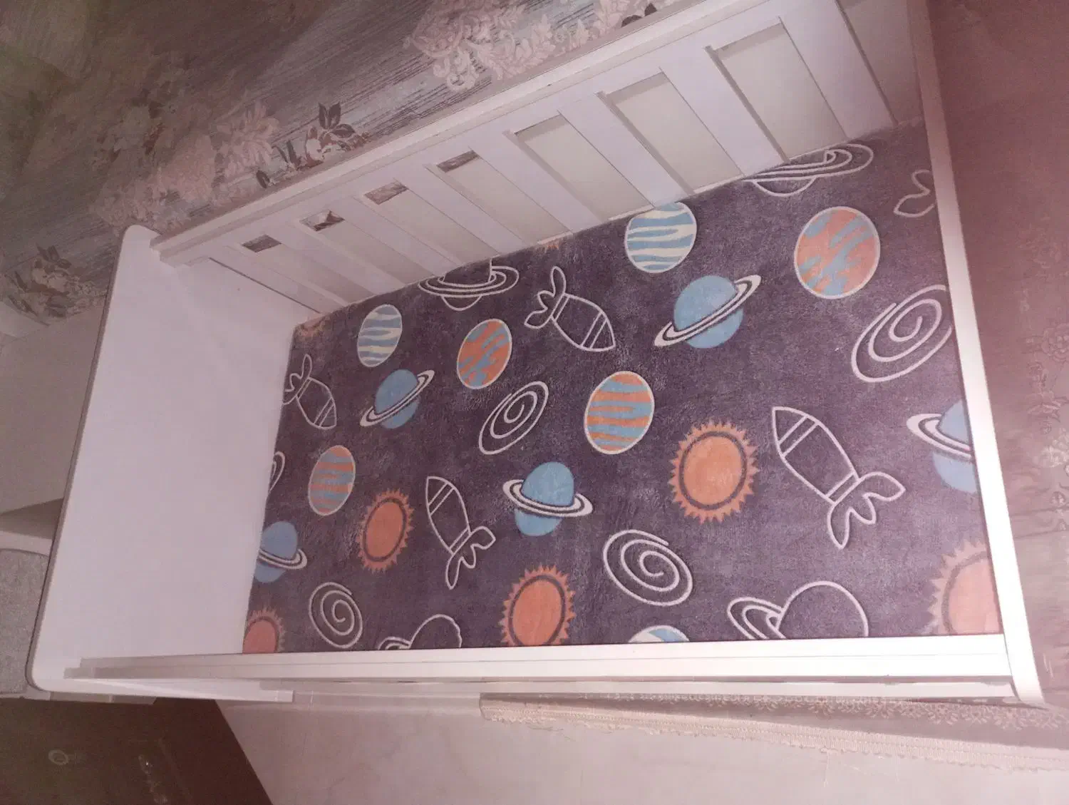 تخت کودک|تخت و صندلی بچه|نیشابور, شهرک بهارستان|دیوار