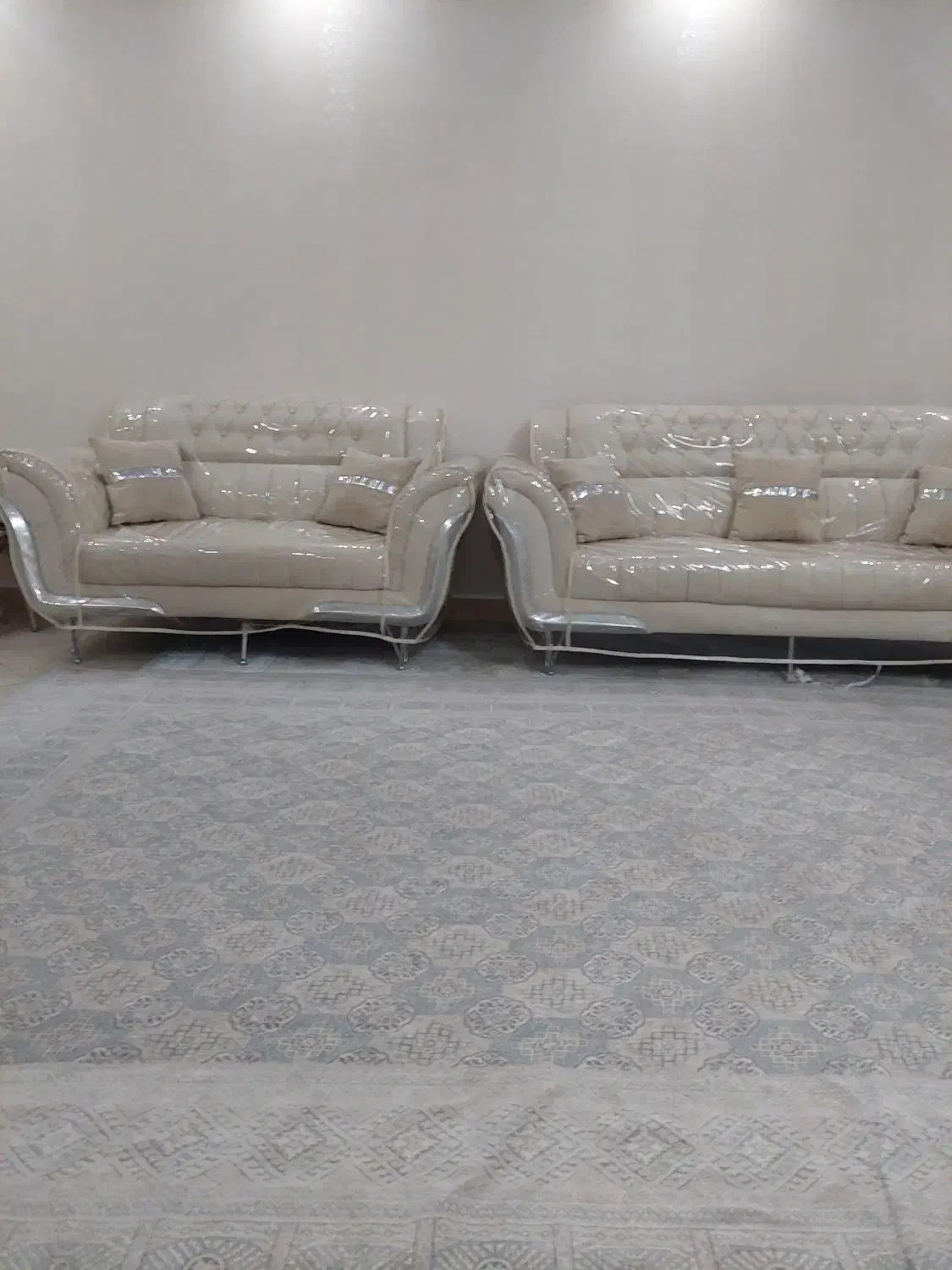 مبلمان چستر هفت نفره کم جا مناسب جهیزیه|مبلمان خانگی و میز عسلی|تهران, ابوذر|دیوار