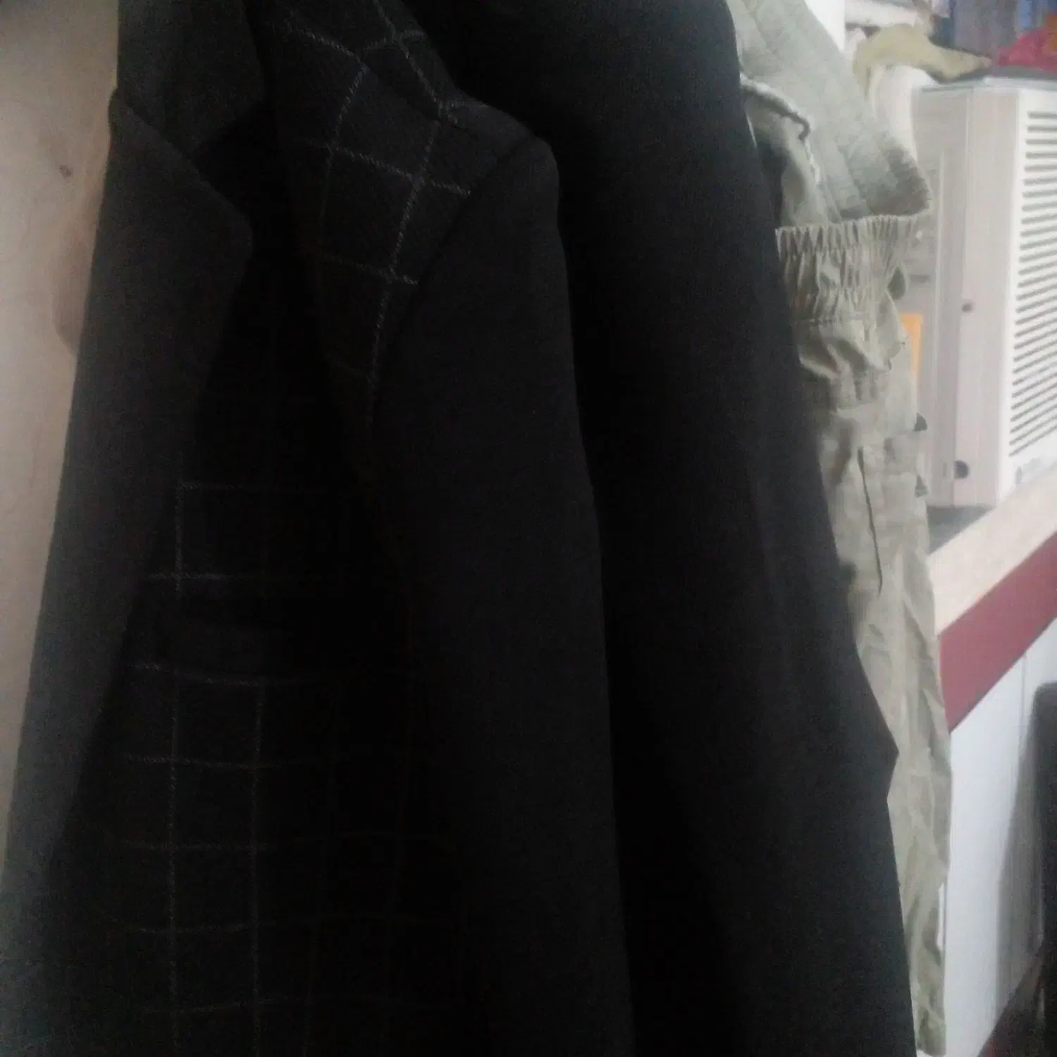 کت تک|لباس|رامشیر, |دیوار