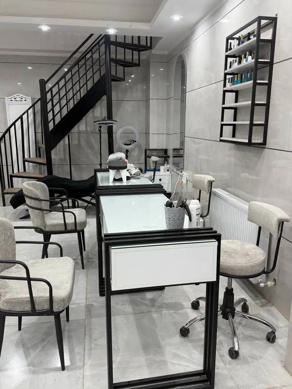 تجهیزات سالن زیبایی|آرایشگاه و سالنهای زیبایی|محمدشهر, سیدآباد|دیوار