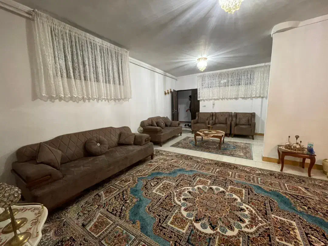 آپارتمان ۸۸ سند / طبقه اول / پارکینگ اختصاصی|فروش آپارتمان|رشت, خمیران زاهدان|دیوار