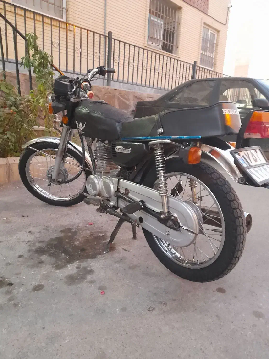 موتور هوندا۱۲۵ مدل ۸۵ بالای۱۰تومن لاستیک لنت سیم ک|موتورسیکلت|شاهرود, |دیوار