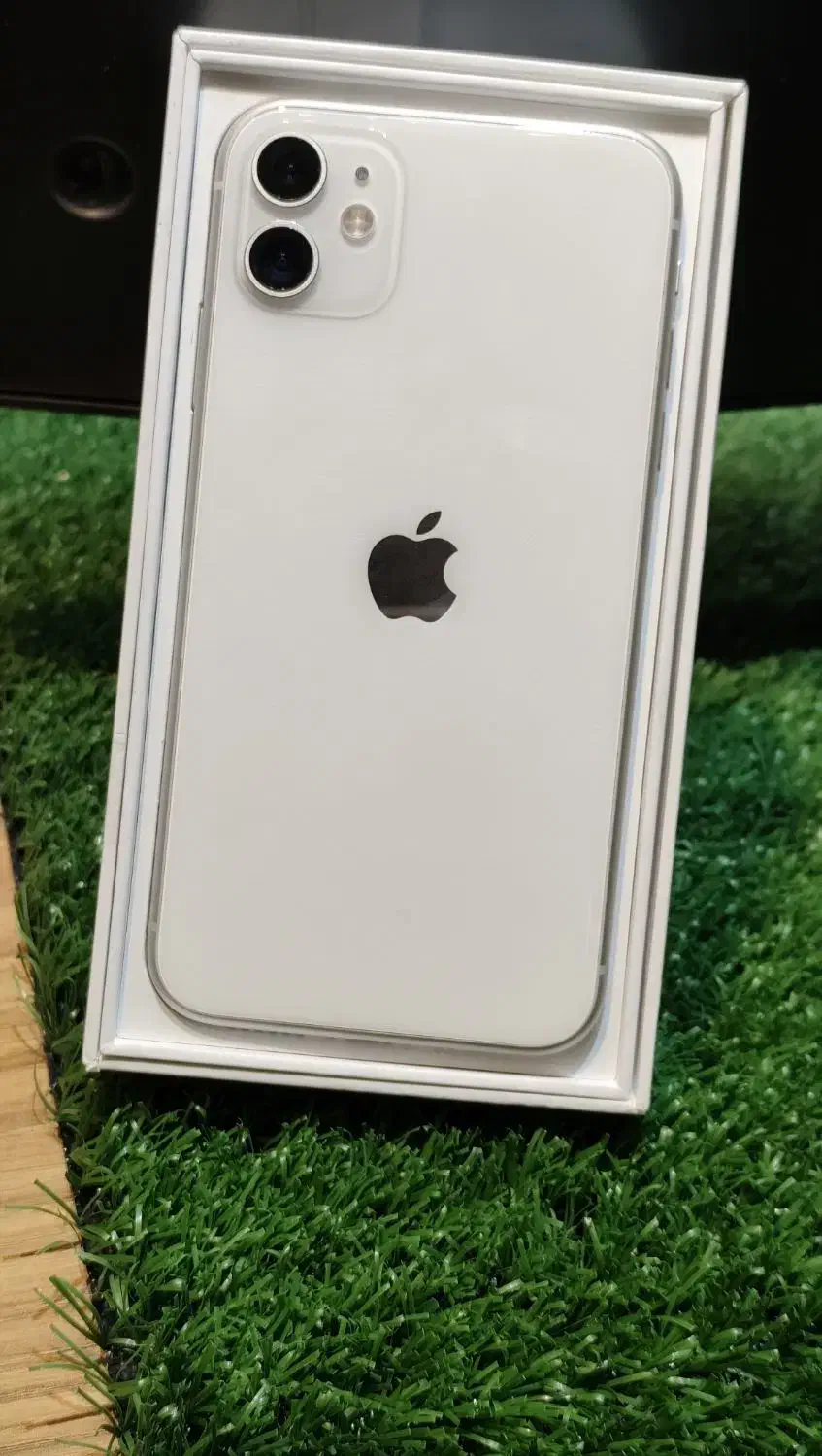 iphone 11Normal|موبایل|اراک, |دیوار
