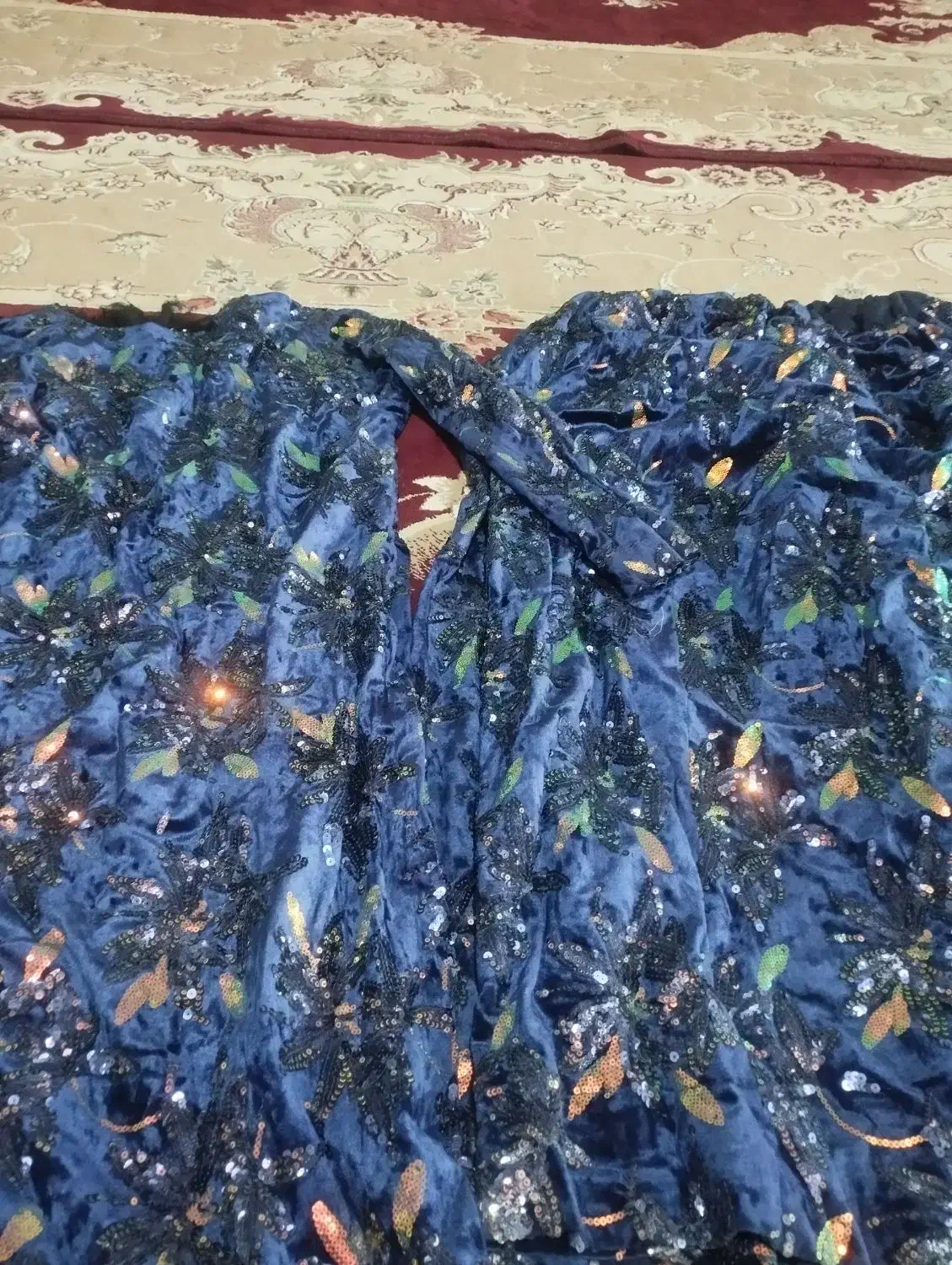 لباس های محلی|لباس|لردگان, |دیوار