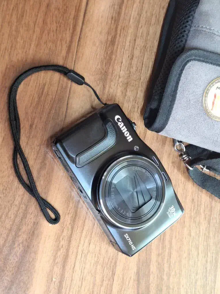 دوربین عکاسی|دوربین عکاسی و فیلم‌برداری|بجنورد, |دیوار