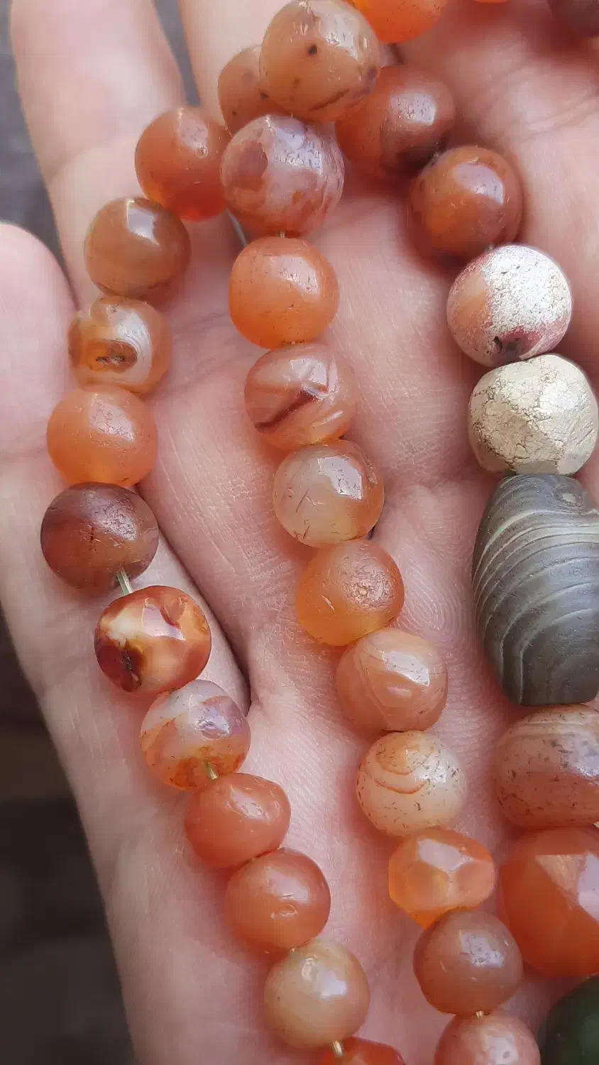 گردنبند قدیمی مهره خاص|جواهرات|تهران, امام زاده عبدالله|دیوار