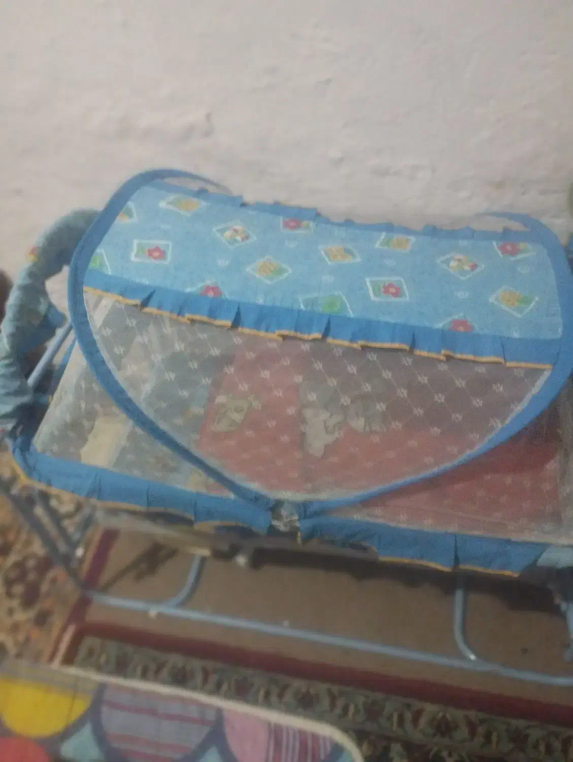 گهواره کودک|تخت و صندلی بچه|آبادان, |دیوار