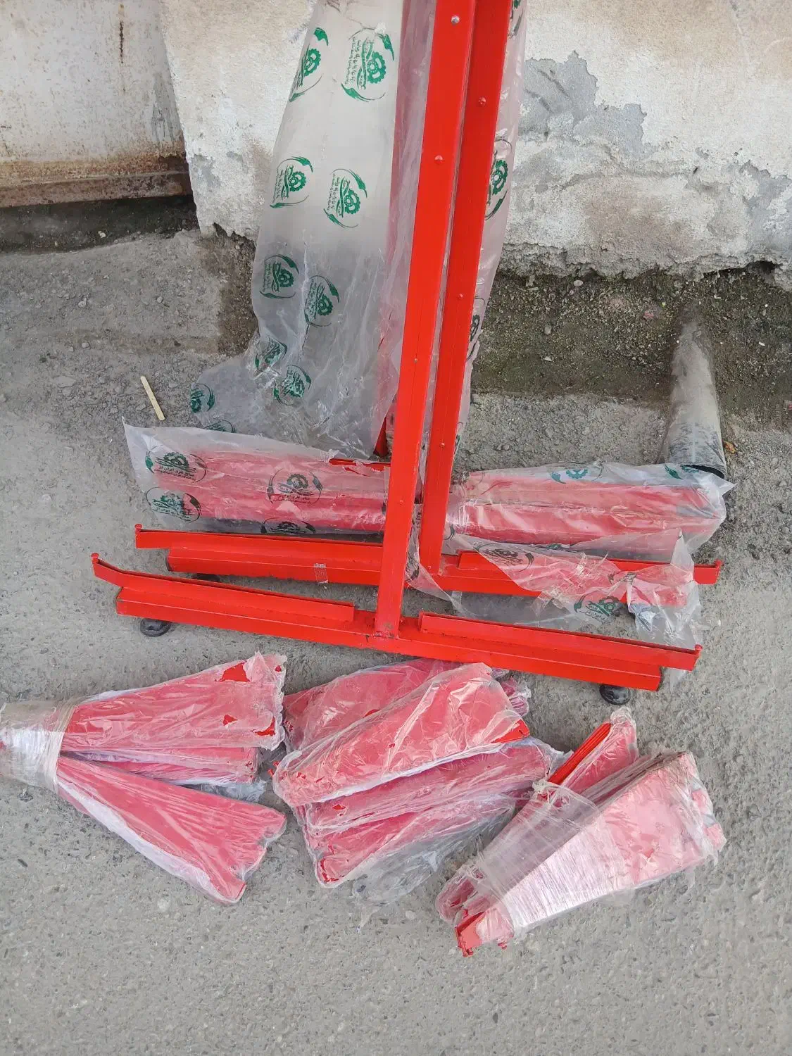 فروش پایه قفسه سوپرمارکتی|فروشگاه و مغازه|بندرعباس, |دیوار