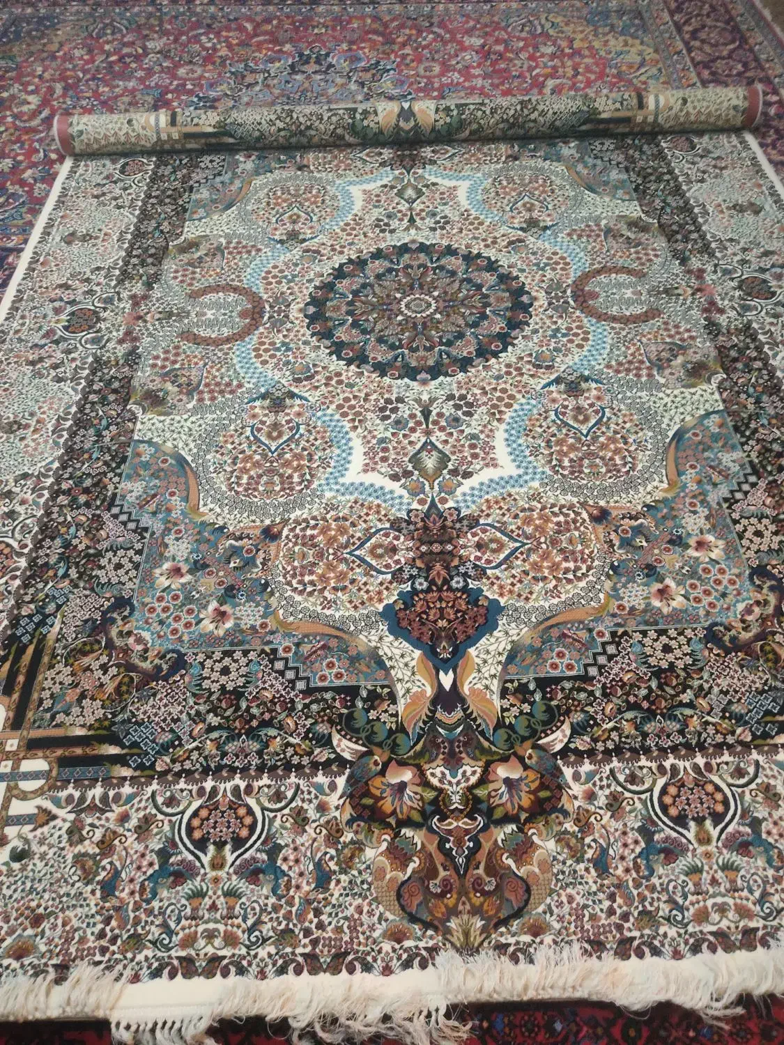 فرش ماشینی|فرش|همدان, |دیوار