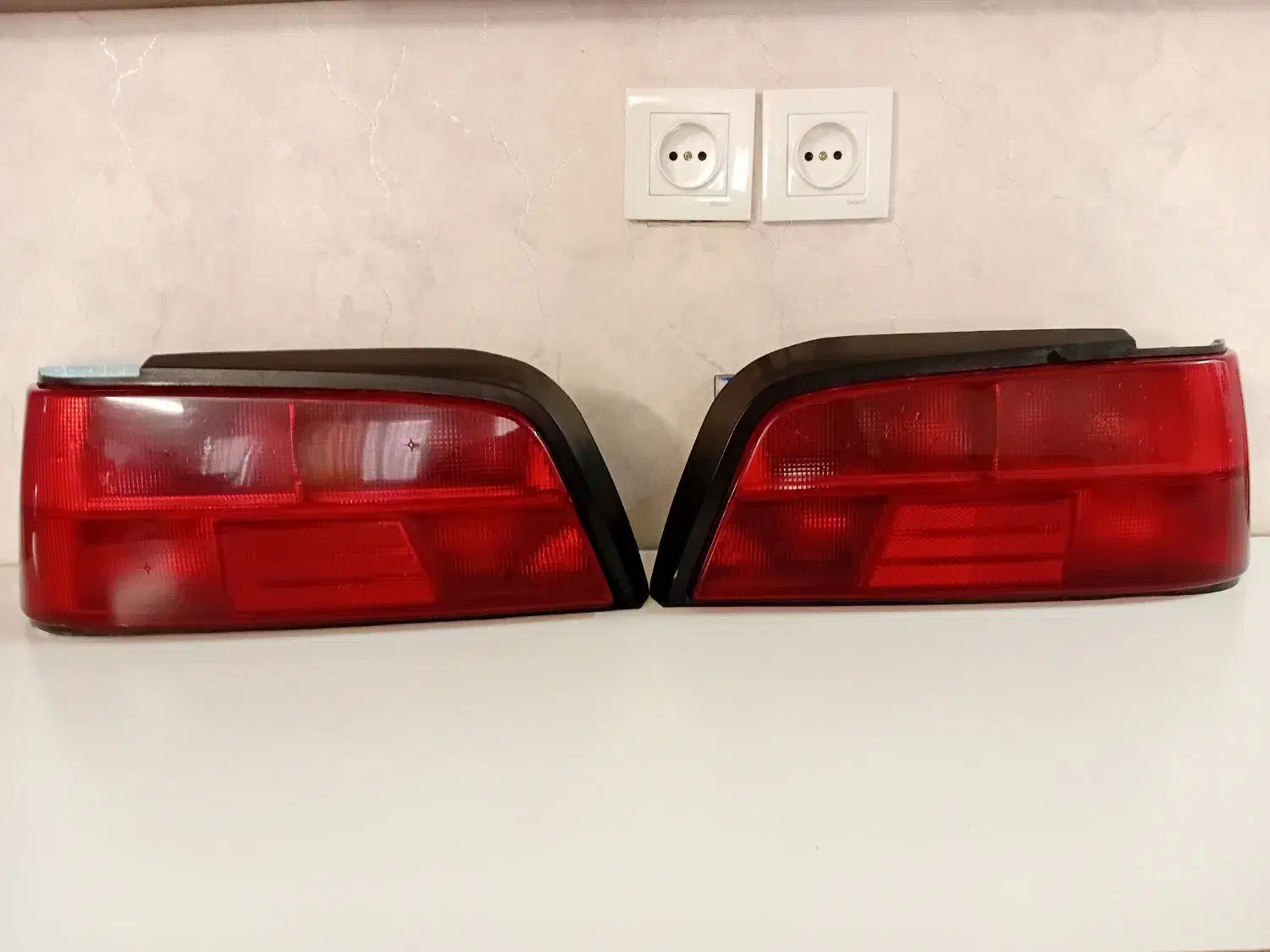 چراغ عقب پژو پارس|قطعات یدکی و لوازم جانبی|رباط‌کریم, رباط‌کریم|دیوار