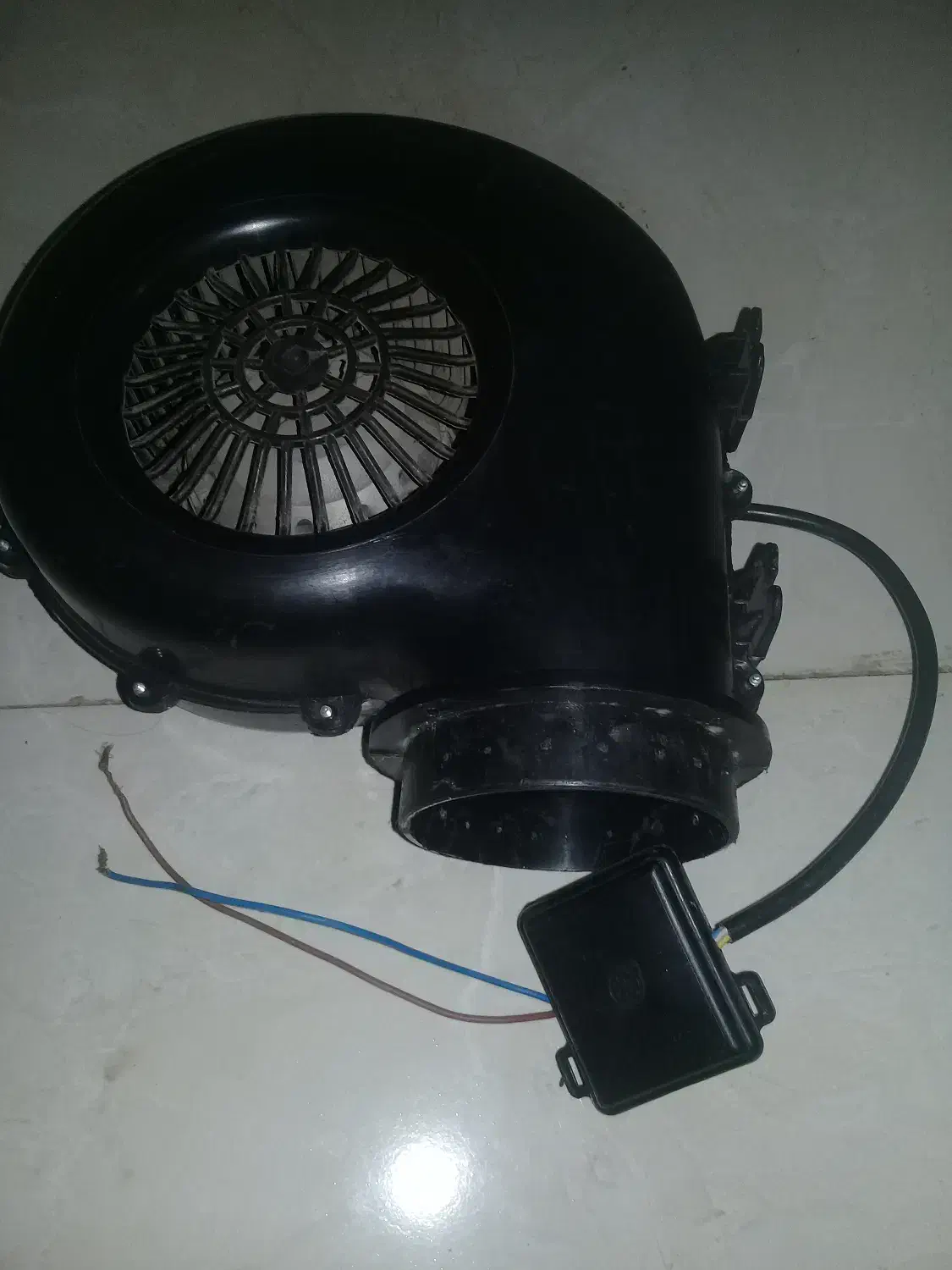 فن حلزونی|ماشینآلات صنعتی|رشت, رودباری|دیوار