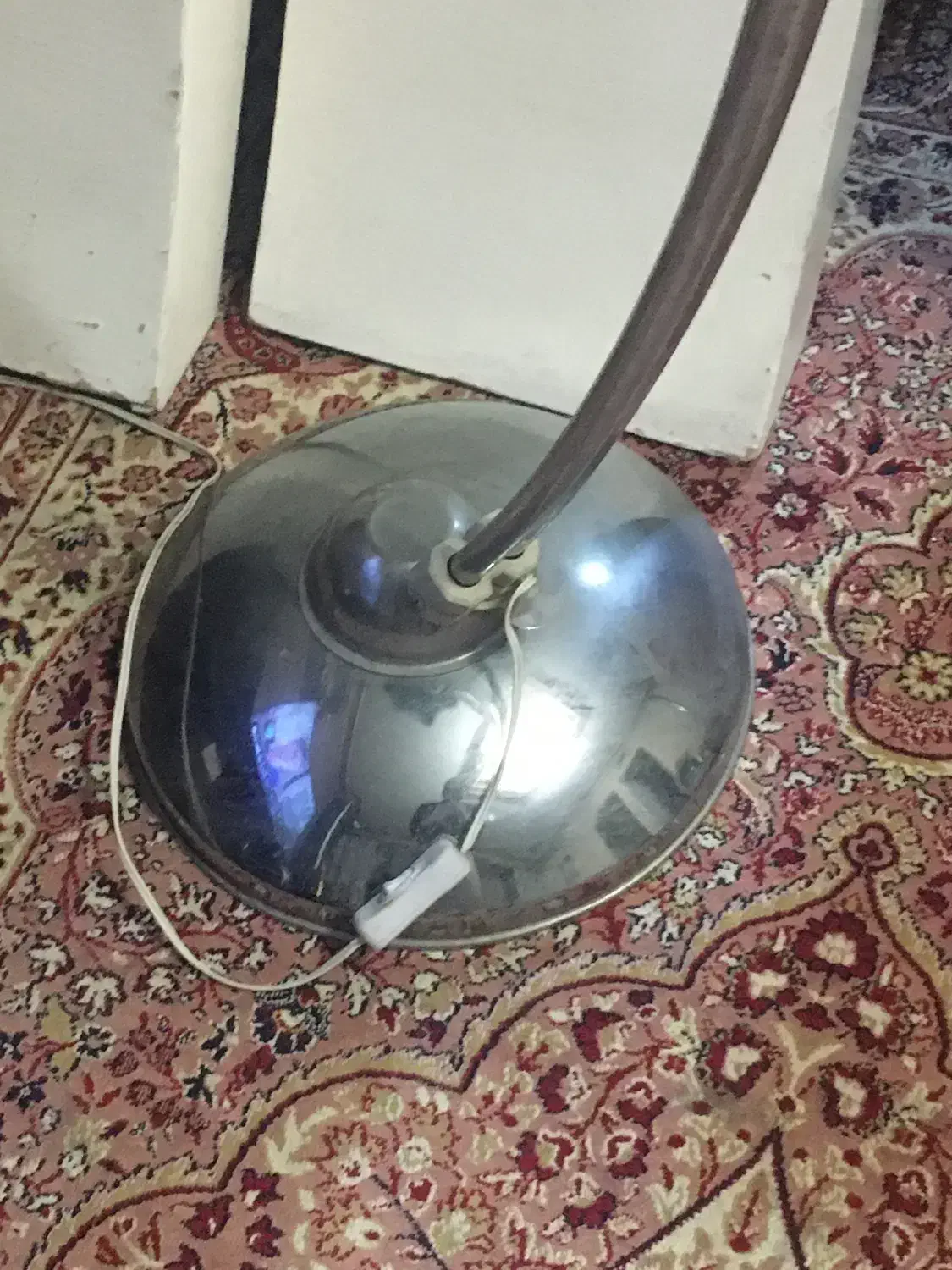 آباژور ایستاده استیل  قابل تنظیم ارتفاع|چراغ خواب و آباژور|کرج, شهرک صدف|دیوار