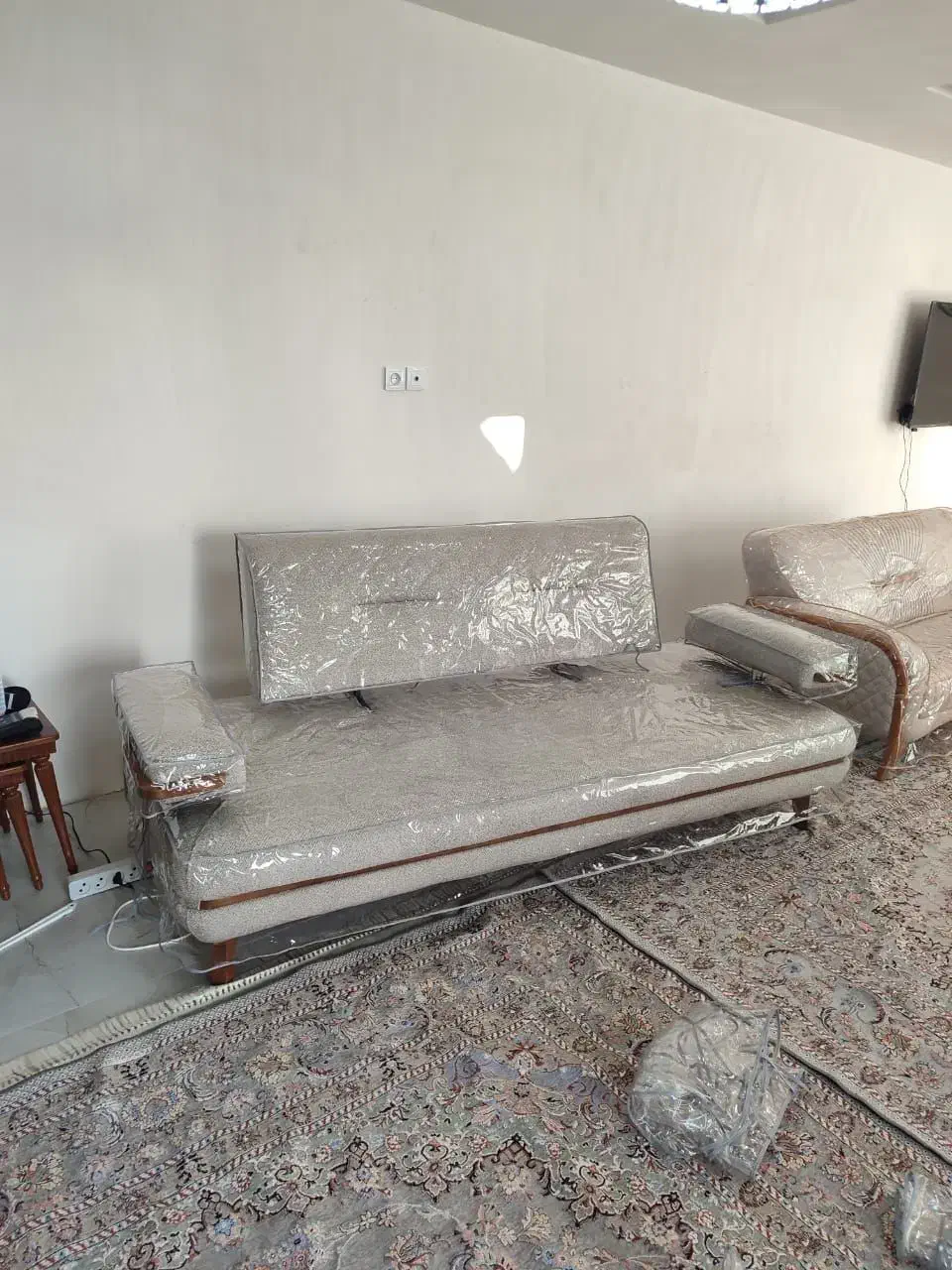 دوخت کاور مبل|مبلمان خانگی و میز عسلی|اردبیل, |دیوار