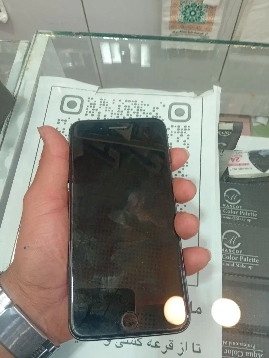 ایفون 8پلاس|موبایل|مشهد, امیر المومنین|دیوار