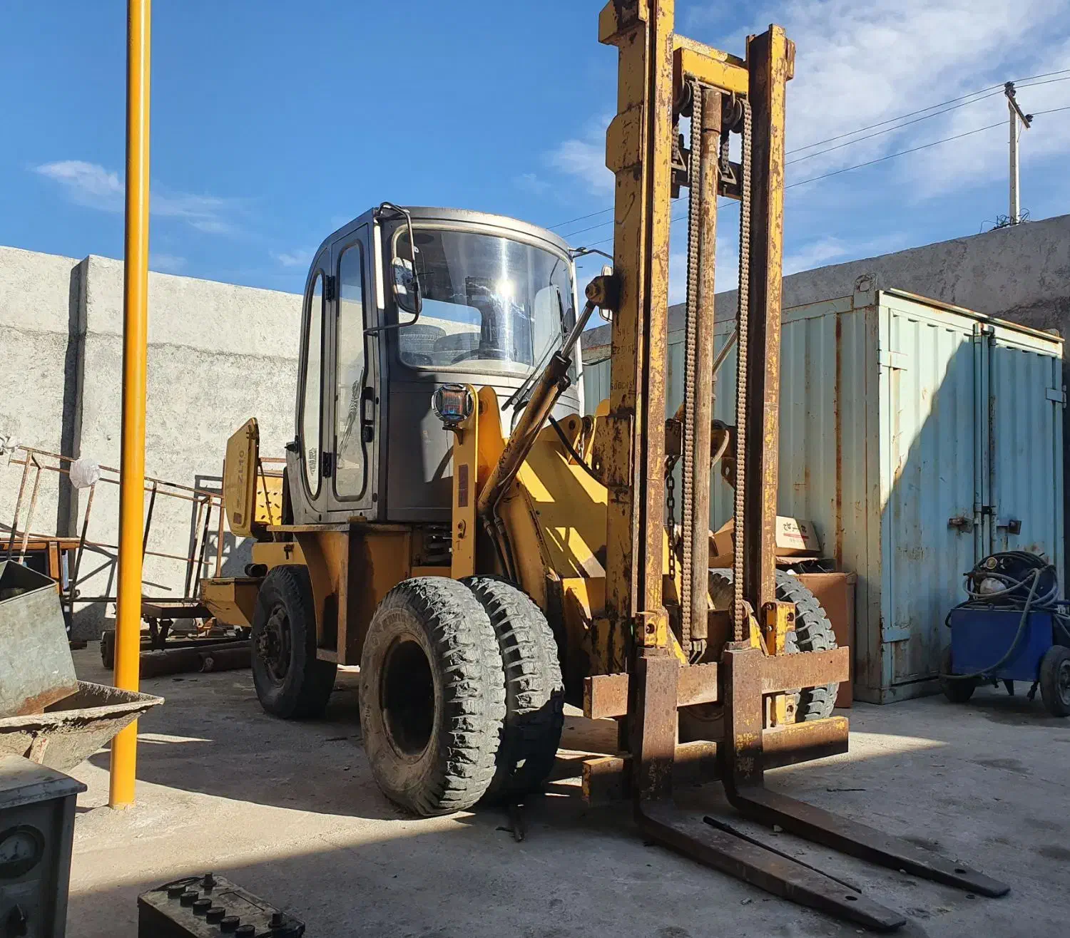 مینی لودر|خودرو سنگین|ابرکوه, |دیوار