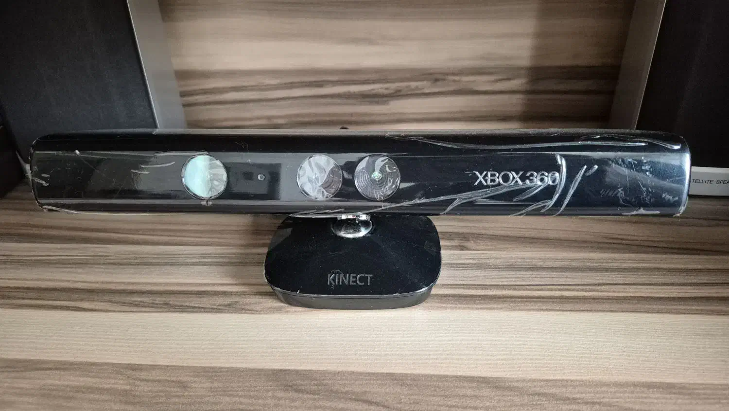xbox 360 اسلیم جیتگ به همراه کینکت و دو دسته|کنسول، بازی ویدئویی و آنلاین|تبریز, |دیوار
