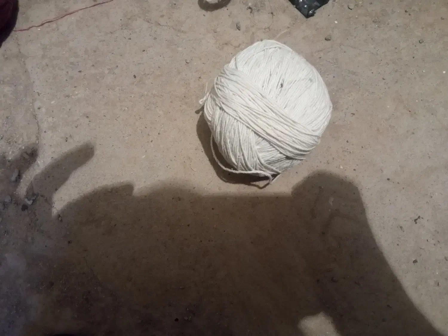 تعدادی نخ برای بافت قالیچه|لوازم خیاطی و بافتنی|بیرجند, |دیوار