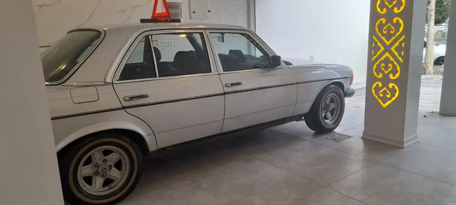 بنز 230 تمیز|خودرو کلاسیک|اصفهان, درب سیبه علیا|دیوار