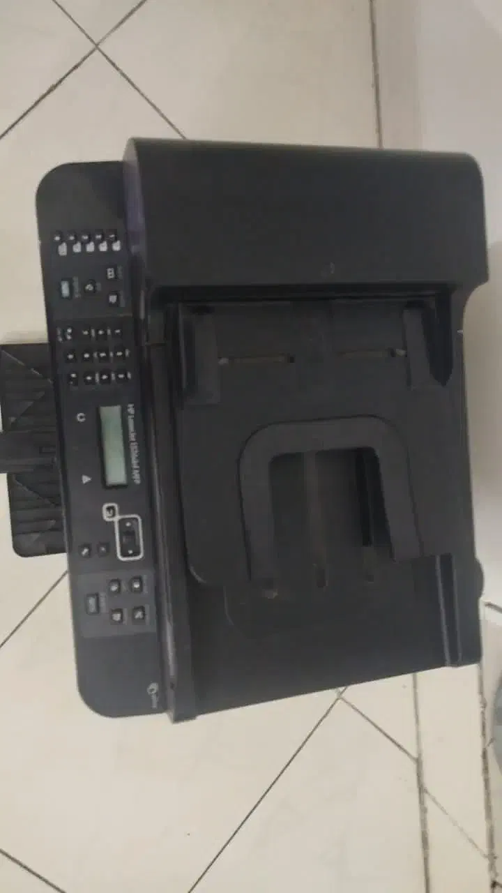 فروش فوری پرینترhp،چهارکاره بدون کارکرد|پرینتر، اسکنر، کپی، فکس|قدس, شهر‌قدس|دیوار