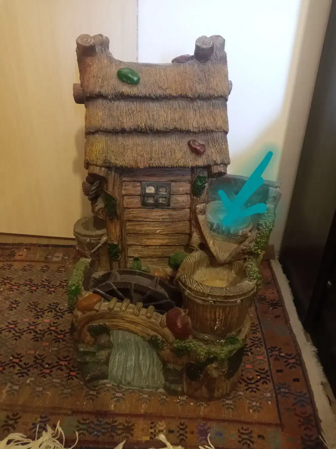 آبنما|مجسمه، تندیس، ماکت|گلبهار, شهر جدید گلبهار|دیوار