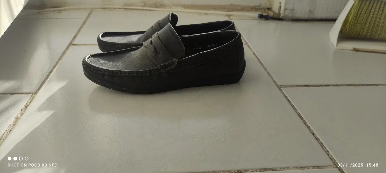 کفش کالج مردانه سایز 40|کیف، کفش، کمربند|پرند, فاز ۶|دیوار