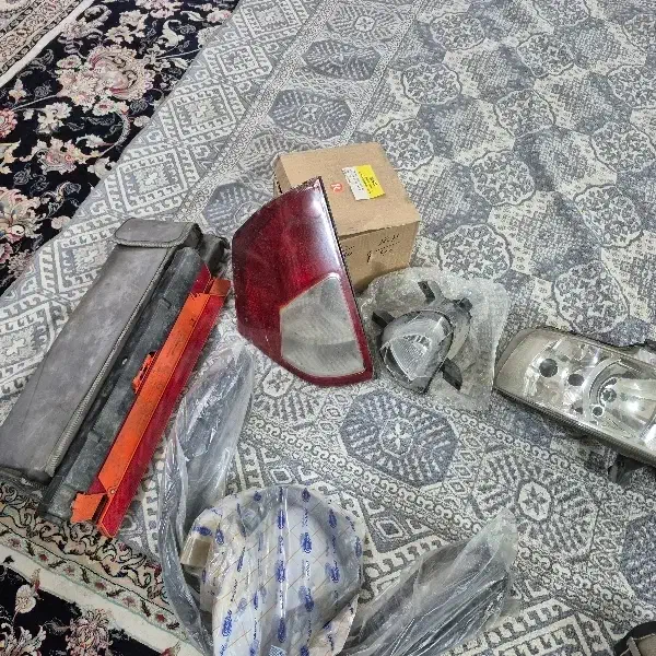 چراغ خودرو|قطعات یدکی و لوازم جانبی|مشهد, حجاب (شهرک غرب)|دیوار