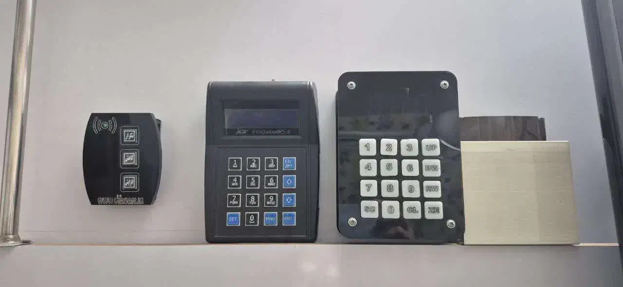 دستگاه نوبت دهی/ نمایشگر دیجیتال / فراخوان|دفتر کار|اصفهان, شیخ اشراق|دیوار