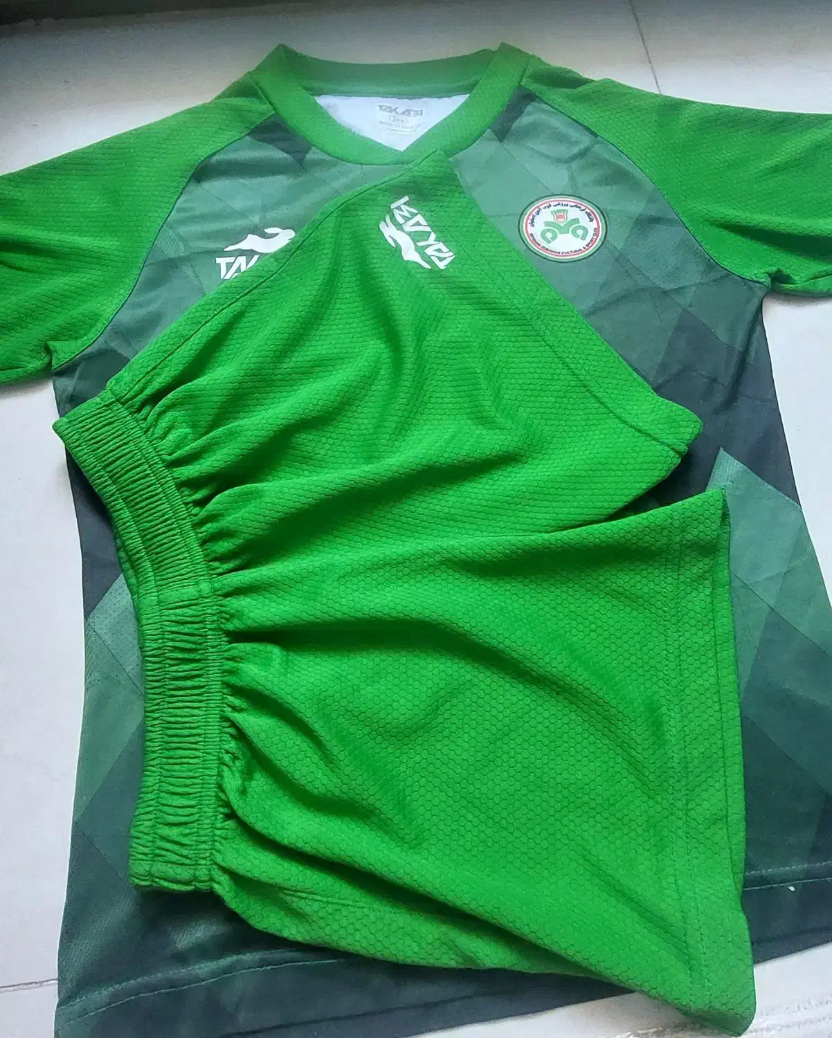 لباس ذوب آهن|تجهیزات ورزشی|فولادشهر, C3|دیوار