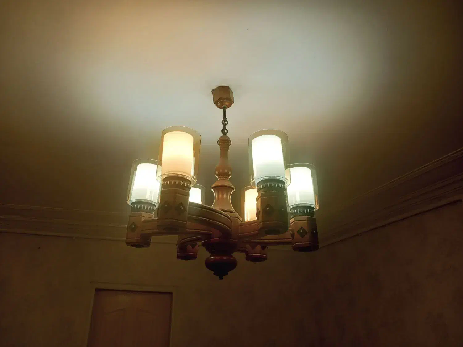 لوستر شش شاخه جدید چوبی|لوستر و چراغ آویز|تبریز, |دیوار