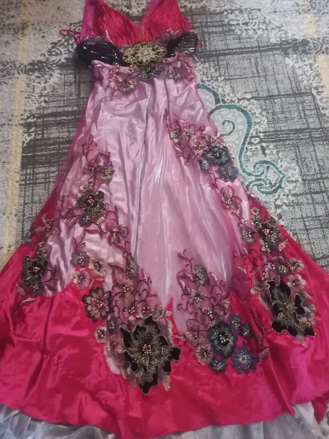 لباس مجلسی|لباس|شیراز, شهرک مهدیه|دیوار