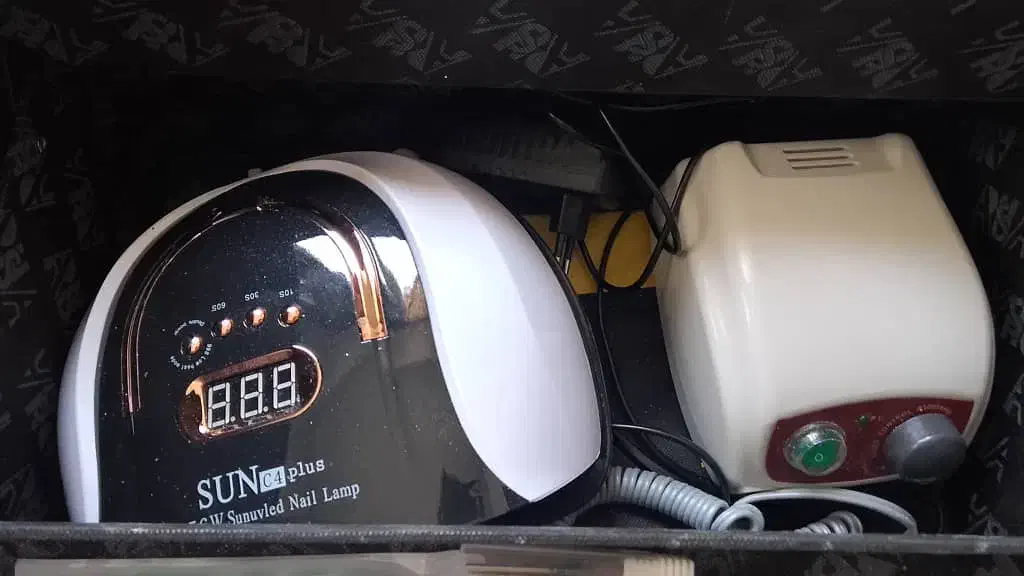 لوازم کاشت ناخن|آرایشی، بهداشتی، درمانی|فردیس, فرامرزیه|دیوار