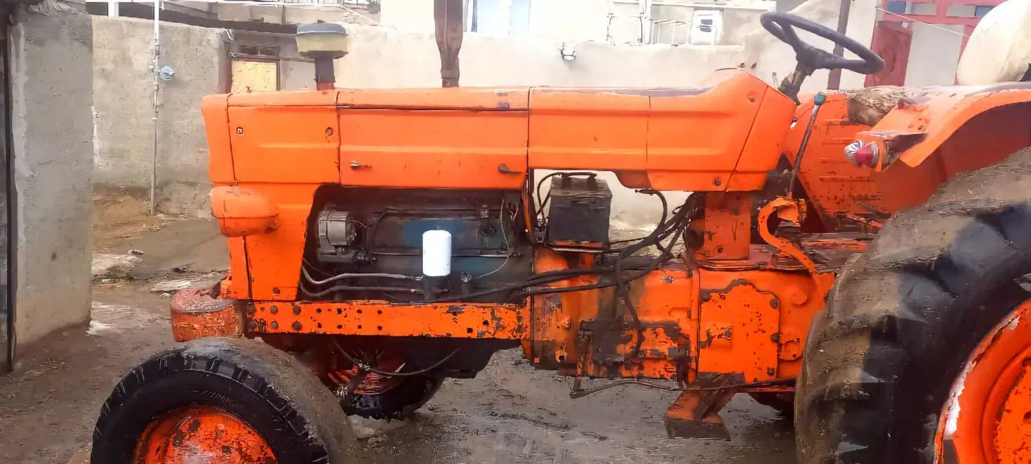 تراکتور رومانی عطیقه|خودرو سنگین|قروه, |دیوار