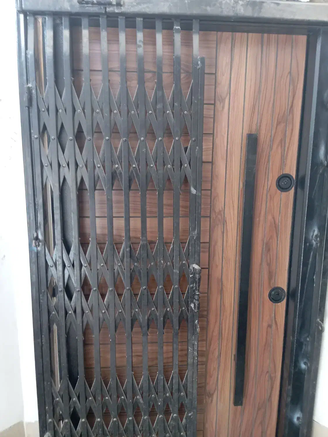 نصب و تعمیر درب ضدسرقت|خدمات پیشه و مهارت|کرمان, |دیوار