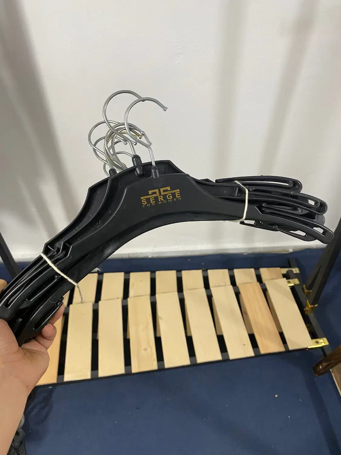 رگال لباس و چوبکار|فروشگاه و مغازه|تربتحیدریه, شهرک ولیعصر|دیوار